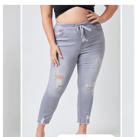 2 for $20 YMI Jogger Jeans NWT - Picture 2 of 3